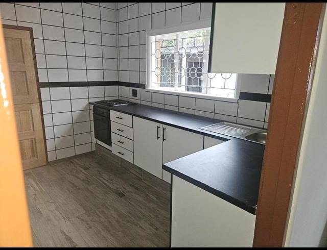 3 BEDROOM HOUSE FOR SALE IN VANDERBIJLPARK CW 2